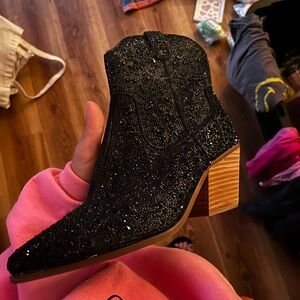 Betsey Johnson Black Sparkle Ankle Booties 7.5